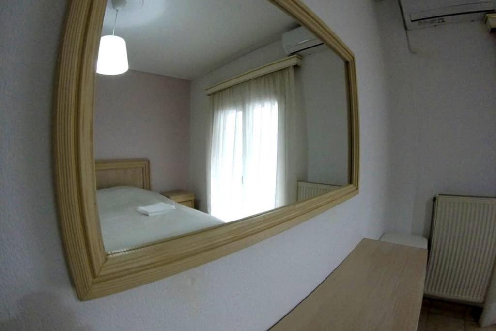 Big Apartment 1 - City Center Каламбака Екстер'єр фото